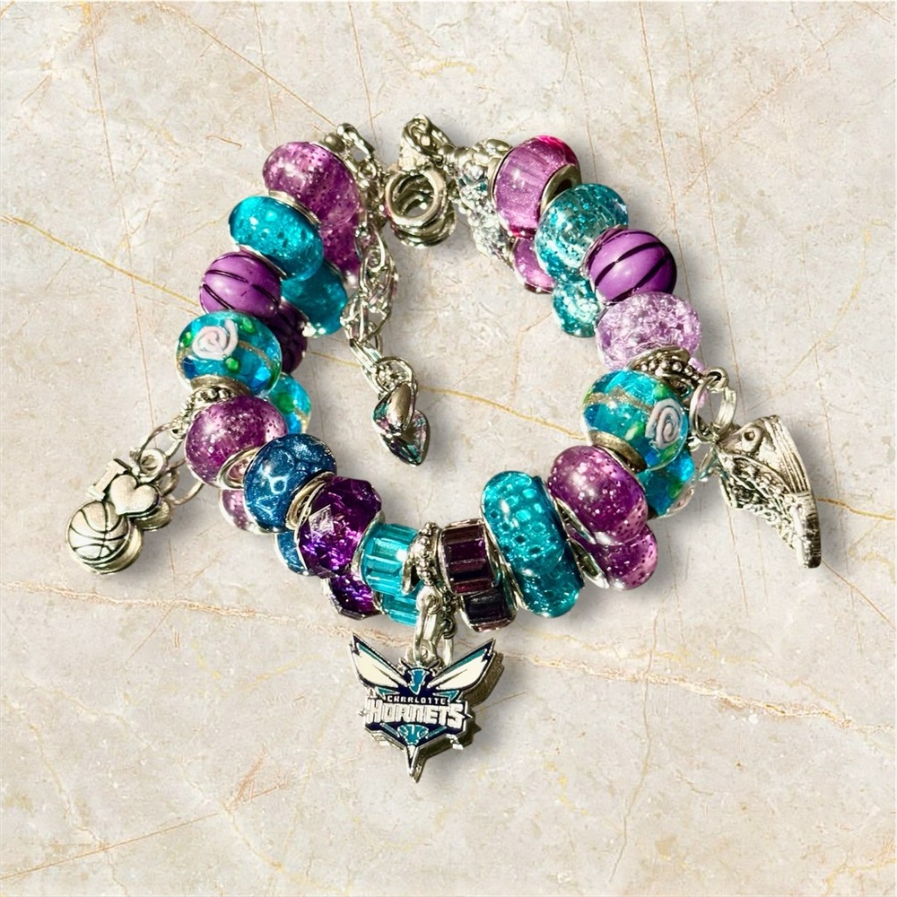 Charlotte Hornets Beaded Charm Bracelet NBA
